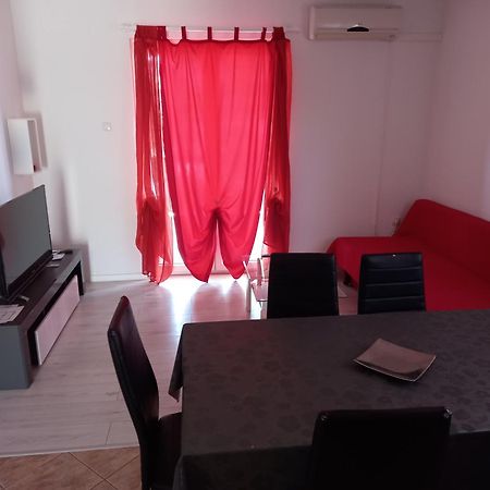 Apartmani Ivana ロパール 部屋 写真